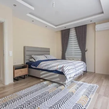 Bueyuekhabahce Foothill On The Turkish Med Appartement Alanya