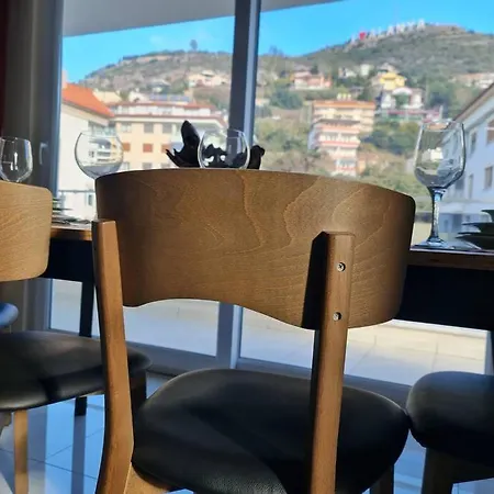 Bueyuekhabahce Foothill On The Turkish Med ألانيا